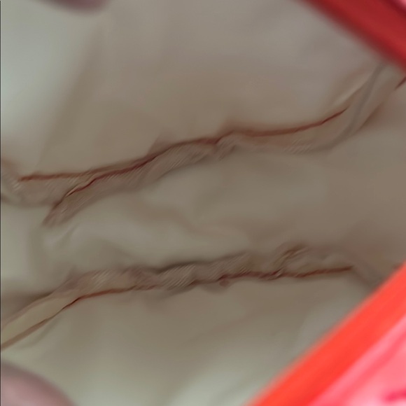 Strawberry Shaped Red Crossbody Bag - Picture 3 of 3